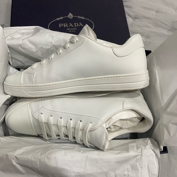 Prada women’s sneakers size 39.5 authentic - Picture 3 of 7